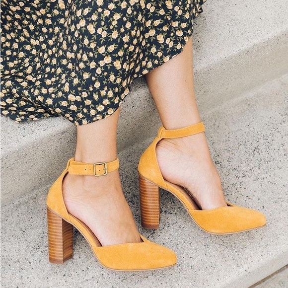 Soludos Collette Heel in Mustard Yellow - Picture 2 of 6
